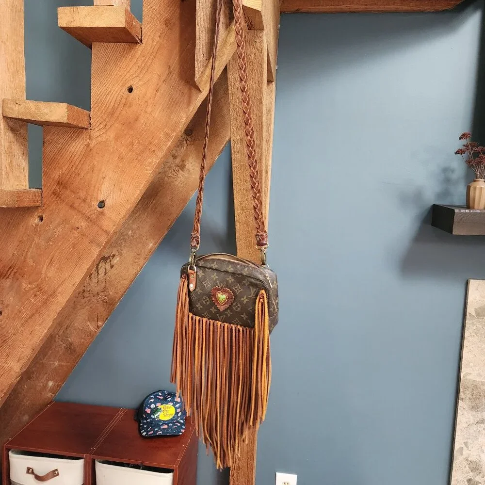 Revamped boho vintage Louis Vuitton crossbody fringe bag - Picture 2 of 4